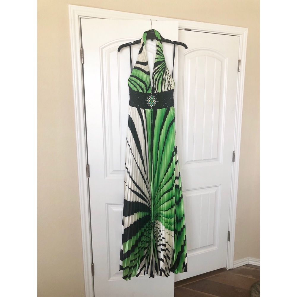 Karishma prom dress / evening wear